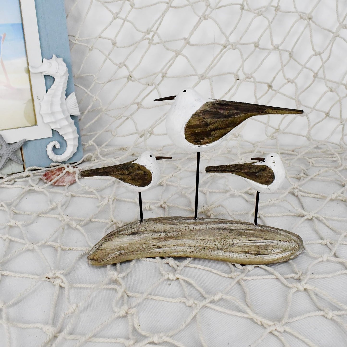 wovorins Wood Bird Statue Nautical Decor Decorative Seagull Sculpture Hand Carved Wooden Sea Birds Figurine Coastal Ocean Beach Themed Decoration for Home Yard Bathroom Living Room (B)