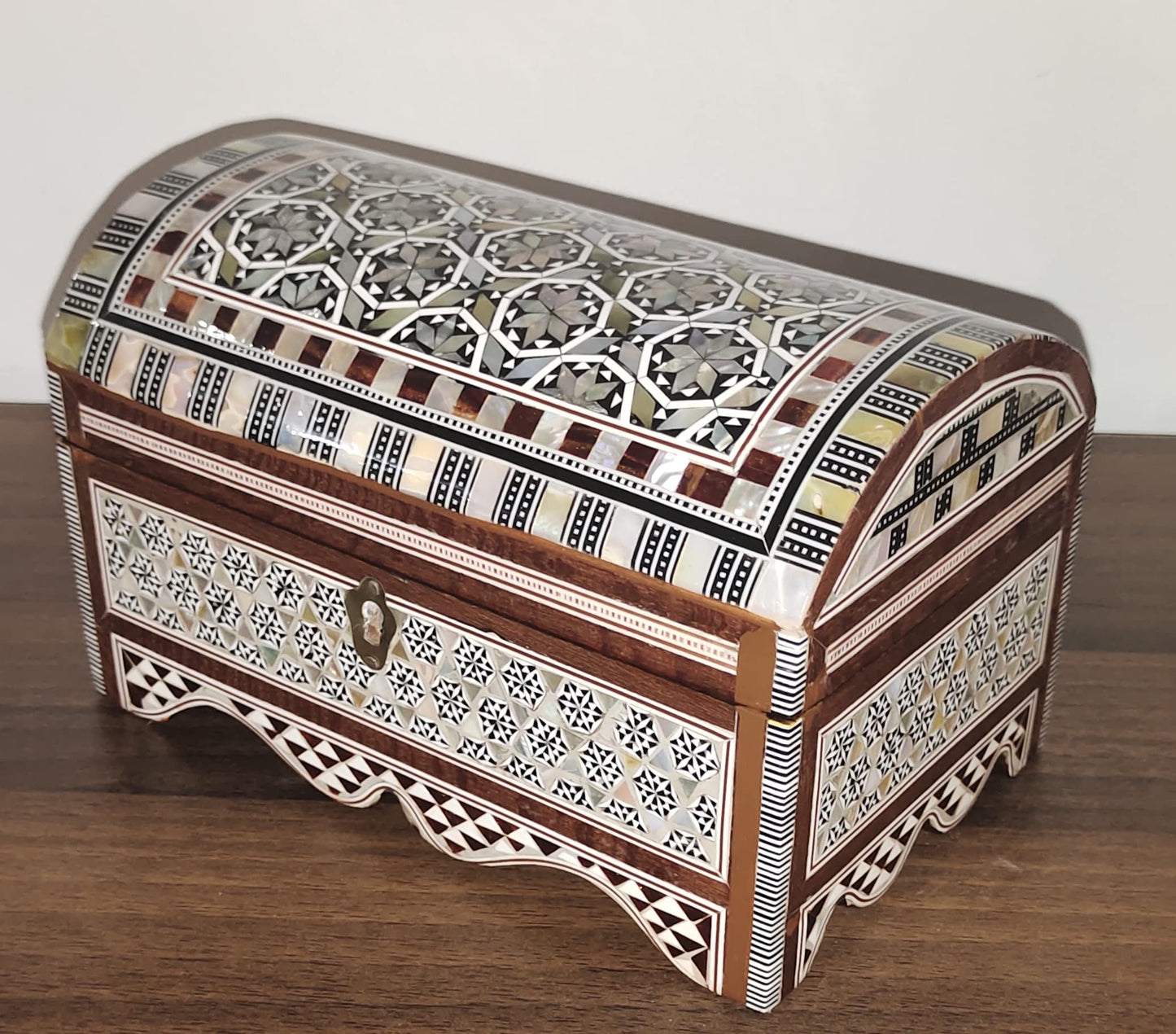 Handmade Egyptian Jewelry Box – Mother of Pearl Inlay – Decorative Wooden Trinket Box for Women Oriental Keepsake Storage Organizer ((8" X 5" x 5" inch M04)