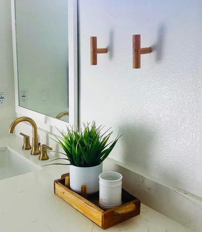 Flynt Ave. Wooden Coat Hooks, Decorative Wall Hooks for Bags, Hats, Coats, Purse, Heavy Duty, Sturdy, Natural Oak, Easy to Install, Holds Up to 7lbs - Pack of 5
