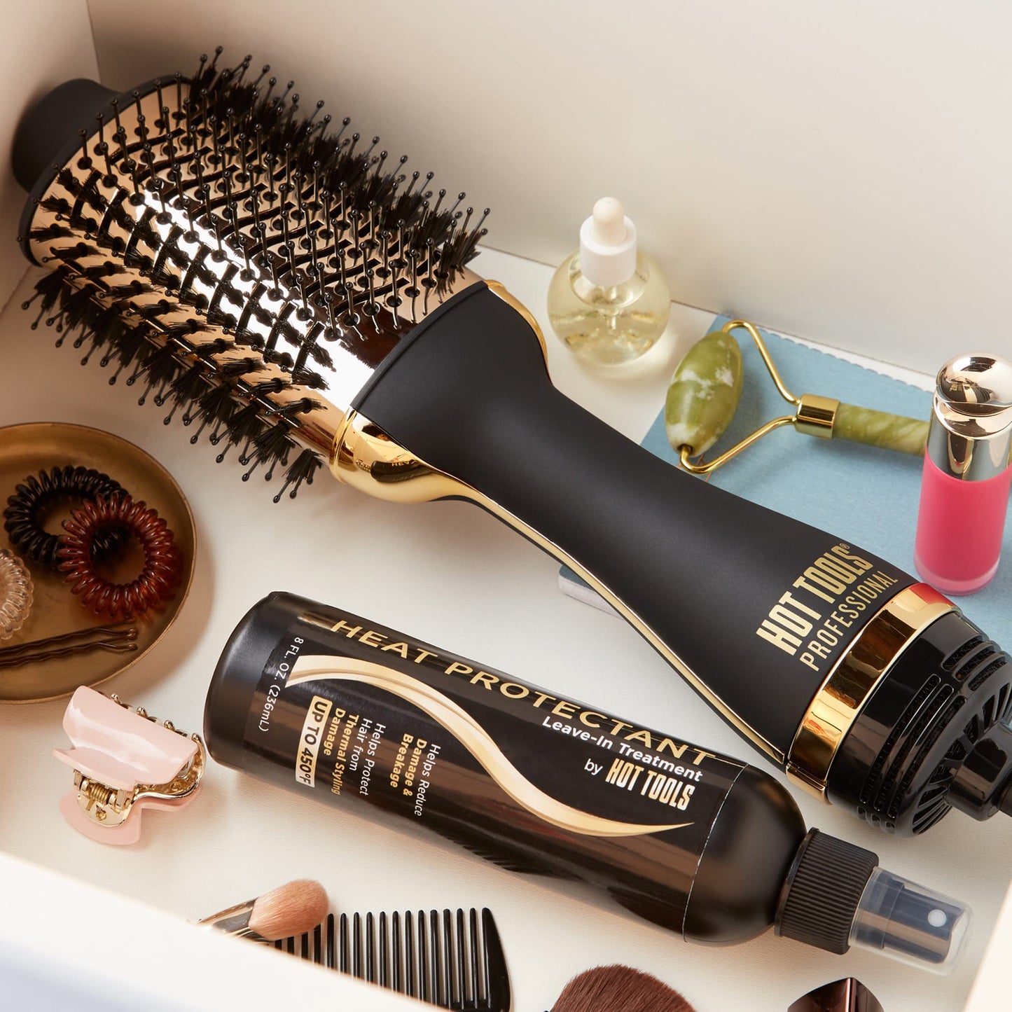 HOT TOOLS 24K Gold Blow Dryer Brush - Hot Air Brush for Salon-Worthy Volume in One Step - Volumizer with 24K Gold Technology for Fast Styling & Long-Lasting Results