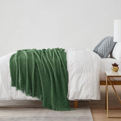 BOURINA Green Throw Blanket 50 x90 Inches Throw Textured Solid Soft Sofa Throw Bed Runner Couch Cover Knitted Decorative Blanket Bed Runner