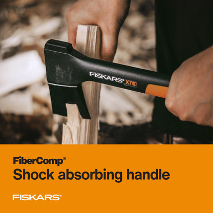 Fiskars X7 Hatchet Lightweight Wood Splitter for Small to Medium Size Kindling with Proprietary Blade and Shock-Absorbing FiberComp Handle, Lawn and Garden Tool, 14 inch, 1.5 pounds
