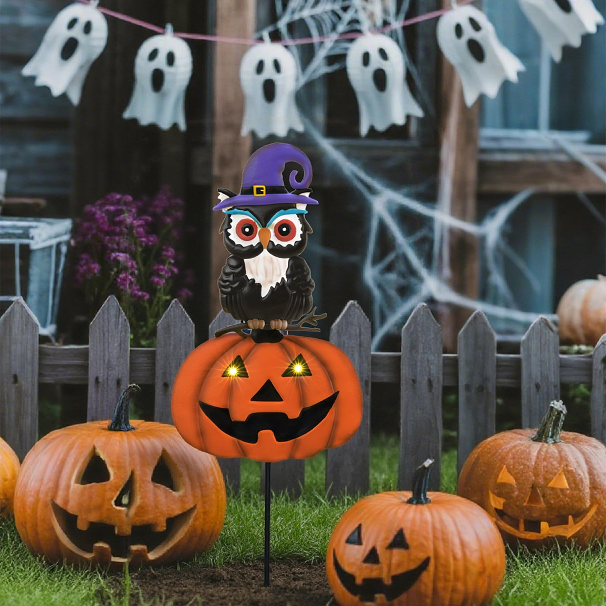 TERESA'S COLLECTIONS Metal Halloween Yard Stakes Decorations for Outdoor, Solar Jack-o-Lantern Pumpkins Garden Stakes for Halloween Party Decor, Purple Yard Sign for Lawn Patio, 26"