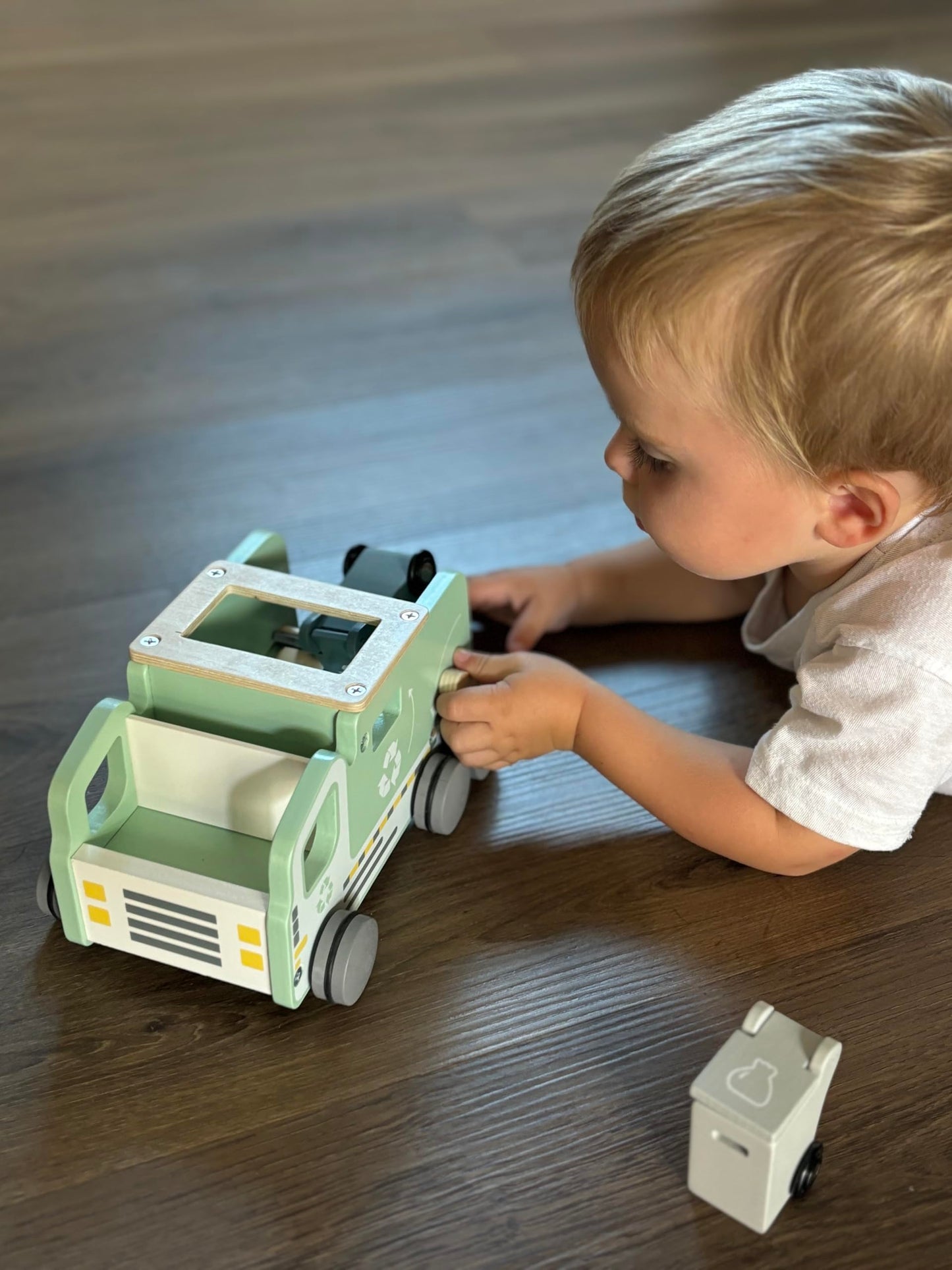 Montessori Wooden Recycling Garbage Truck Toy, 13 Pieces, Ages 3+ Years