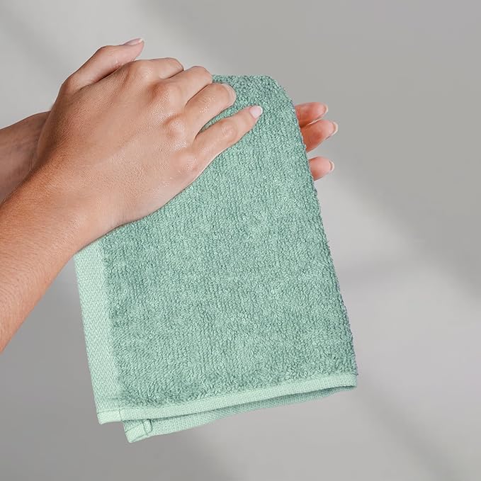 Amazon Basics Highly Absorbent, Fast Drying 100% Cotton Washcloths