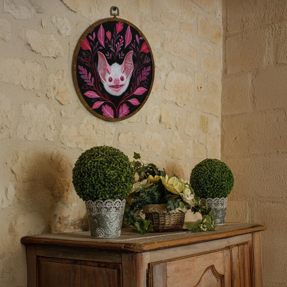 KLYTINK Pink Bat Round Wall Art Decor,10x10 Inch Gothic Whimsical Canvas Print with Round Frame, Cute Bat Artwork Wall Hanging Decor for Bedroom, Living Room, or Halloween Home(Pink Bat)