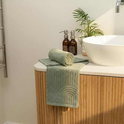 KIBAGA Decorative Hand Towels for Your Bathroom Or Kitchen – Luxurious Set of 2