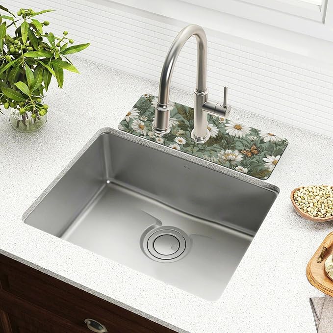 Kitchen Sink Splash Guard 2 PCS 14.7 Inch Sink Faucet Mat Splash Guard