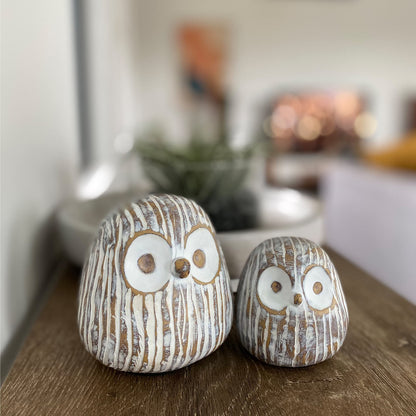 Huey House Chubby Night Owl Decor Statue Sculpture, Bookshelf Decor Accents, Boxed Set of 2, Rustic Brown & White, 3⅛ & 4⅓ Inch Decorative Resin Figurines