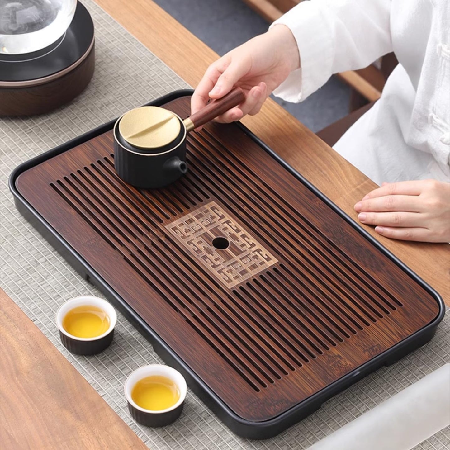 Dwysswyd 17 Inch Chinese Gongfu Bamboo Tea Tray with Water Storage for Kungfu Tea Set
