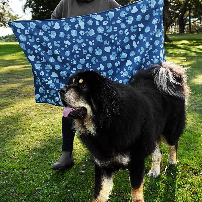 Dock & Bay Pet Towel - Super Absorbent & Quick Drying Dog Towels with Bag - 100% Recycled - K9 Camo, Medium (90x50cm, 35x19)