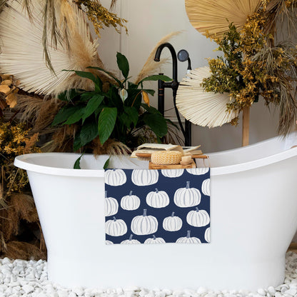 nvucamd Navy Blue Fall Pumpkin Hand Towels for Bathroom, Cute Autumn Pumpkins Kitchen Towels, Thanksgiving Halloween Fall Dish Tea Towel for Kitchen,Pumpkin Bathroom Decor, 16x24 in