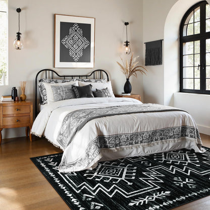 Lahome Vivienne 5x7 Western Black and White Rugs for Living Room, Washable Soft Aztec Rug for Bedroom, Boho Low Pile Distressed Moroccan Carpet for Dining Room Home Decor