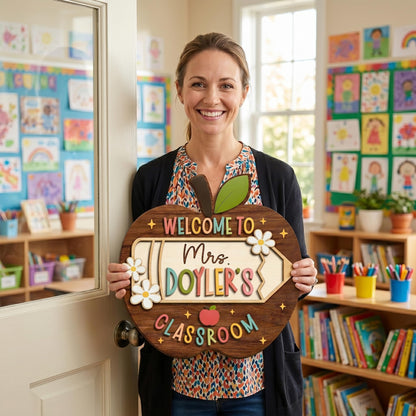 FAMITRENDZ Personalized Teacher Door Sign with Name, Custom Wooden Welcome Teachers Sign, Classroom Door Hanger for Teachers, Teacher Appreciation Gifts, Back to School Gifts, Classroom Decorations 9