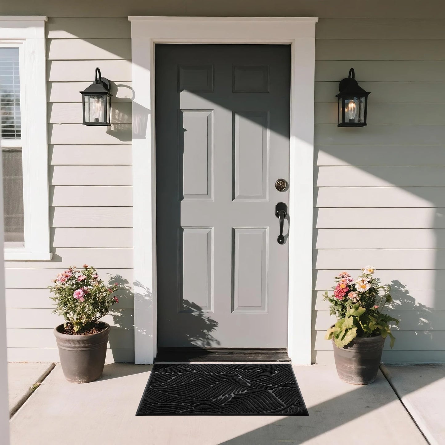 Yimobra Doormat Outdoor Entrance, Simple Stripes All-Weather Waterproof & Non-Slip Mat for Front Door, Heavy Duty Welcome Mat for Indoor, Garage, Patio-29.5x17, Black