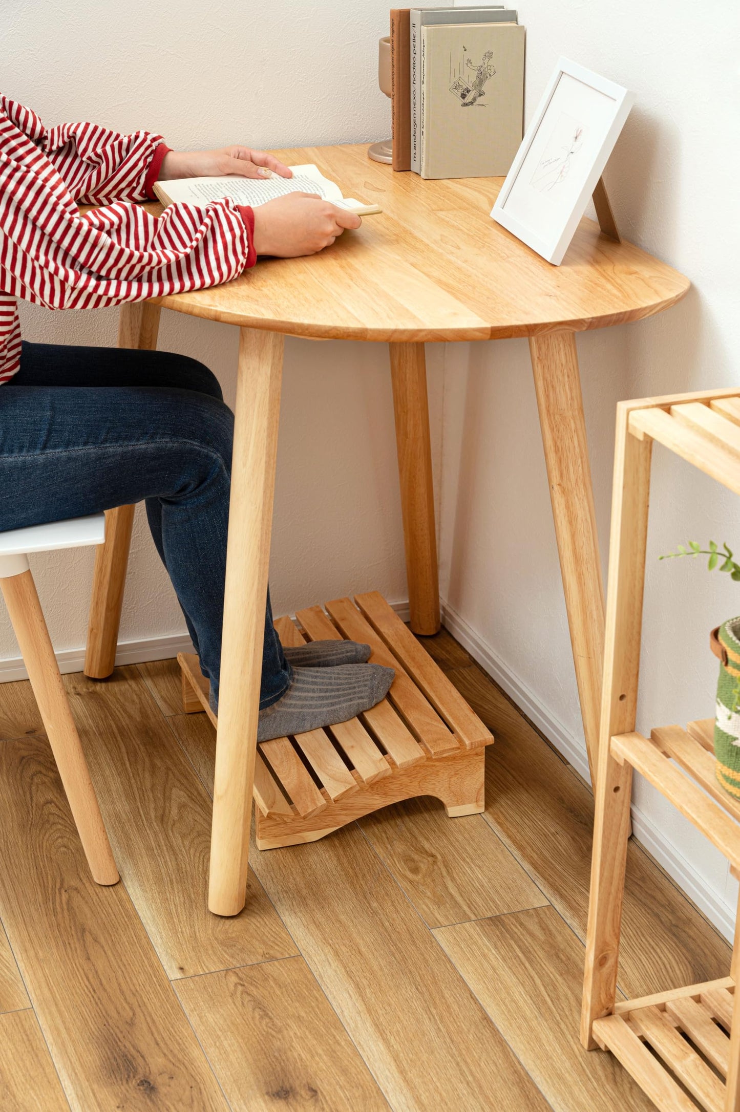 PaletteLife Wooden Footrest, D11.42 xW17.72 xH4.93 (29x45x12.5cm), 1x1.5 ft, Medium, Natural Ashwood, Ergonomic Design