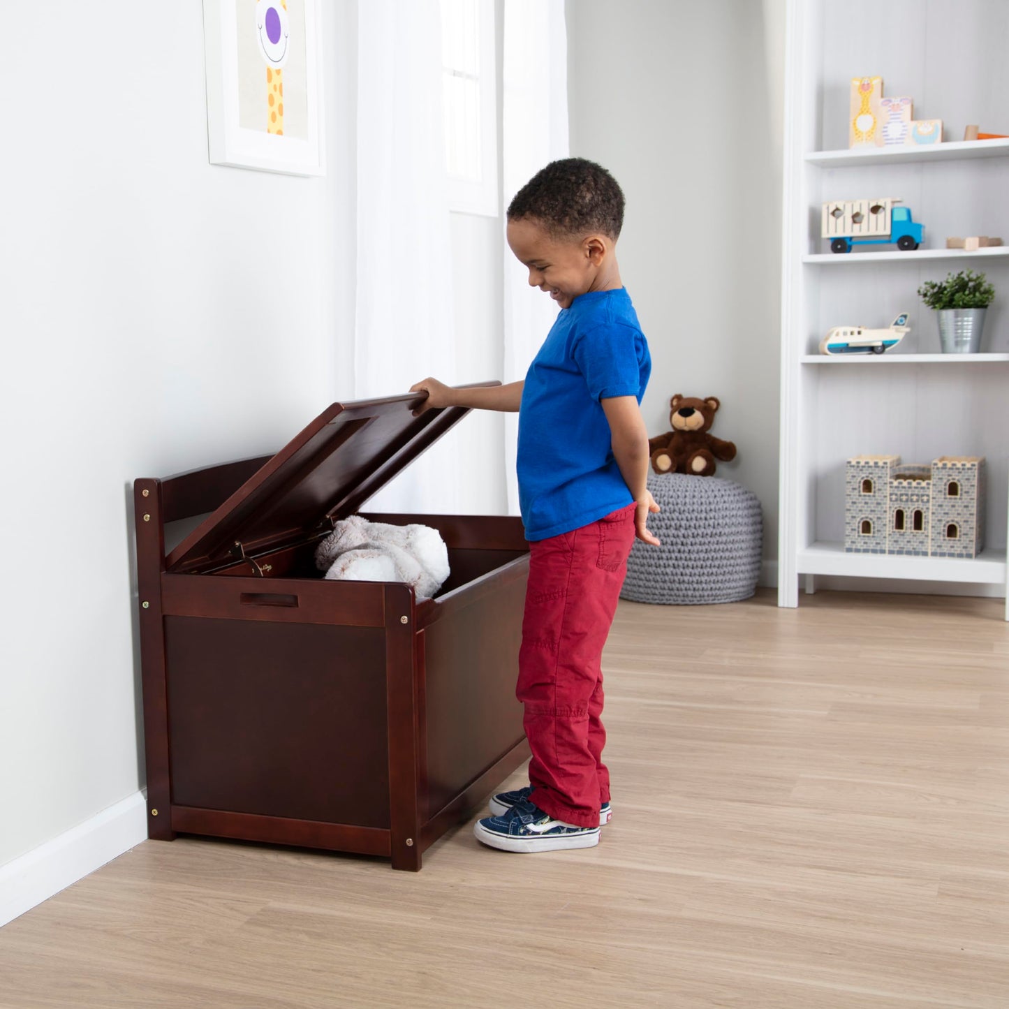 Melissa & Doug Wooden Toy Chest, Toy Storage Box with Hinged-Lid, Playroom Furniture for Kids Ages 3+ (Espresso)