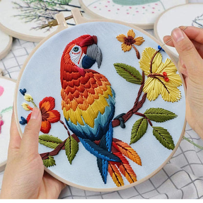 Huacan Embroidery Kits for Adults Beginner DIY Cross Stitch Stamped Animal Pattern Stitching Sewing Kit 1 Piece 7.9 x 7.9 Inch (Parrot)