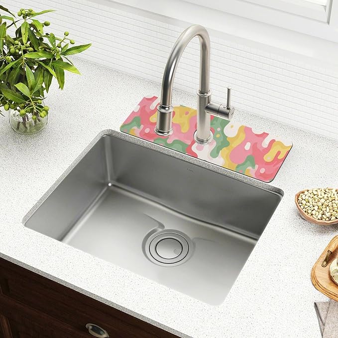 Kitchen Sink Splash Guard 2 PCS 14.7 Inch Sink Faucet Mat Splash Guard