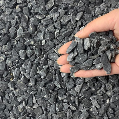 FANTIAN 5lbs Black Pea Gravel, 3/8 Inch Decorative Pebbles Succulent Rocks, Black River Rocks Stones for Planters Vase Landscaping and Outdoor Garden Rock