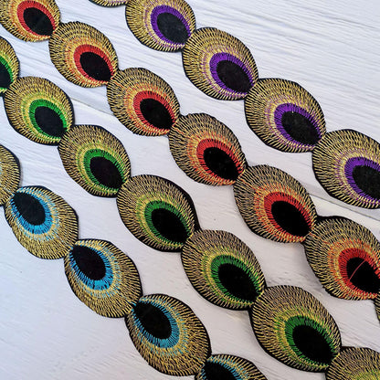 Inzegao 4.9 Yards Peacock Feather Embroidery Pattern Lace Ribbon Ethnic Style Iron-On Patch for Decor Crafts Costume Design