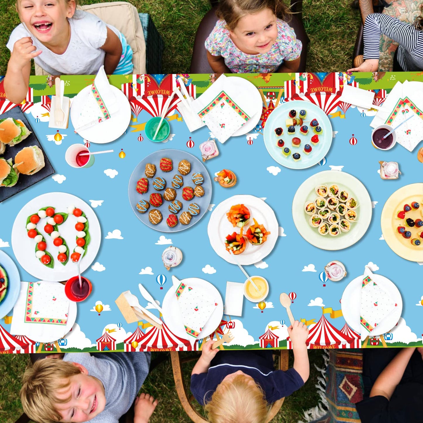 QUERICKY 2 Pack Circus Theme Tablecloths, 220x130cm Carnival Rectangle Table Cover, Red and White Striped Table Cloth for Kids Birthday Party, Circus Carnival Party Decorations Supplies