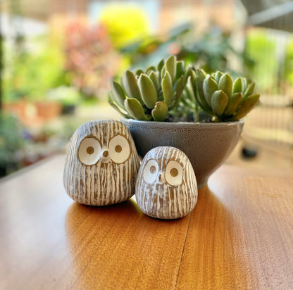 Huey House Chubby Night Owl Decor Statue Sculpture, Bookshelf Decor Accents, Boxed Set of 2, Rustic Brown & White, 3⅛ & 4⅓ Inch Decorative Resin Figurines