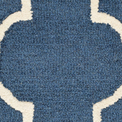 SAFAVIEH Cambridge Collection Accent Rug - 2' x 3', Navy & Ivory, Handmade Moroccan Trellis Wool, Ideal for High Traffic Areas in Entryway, Living Room, Bedroom (CAM134G)