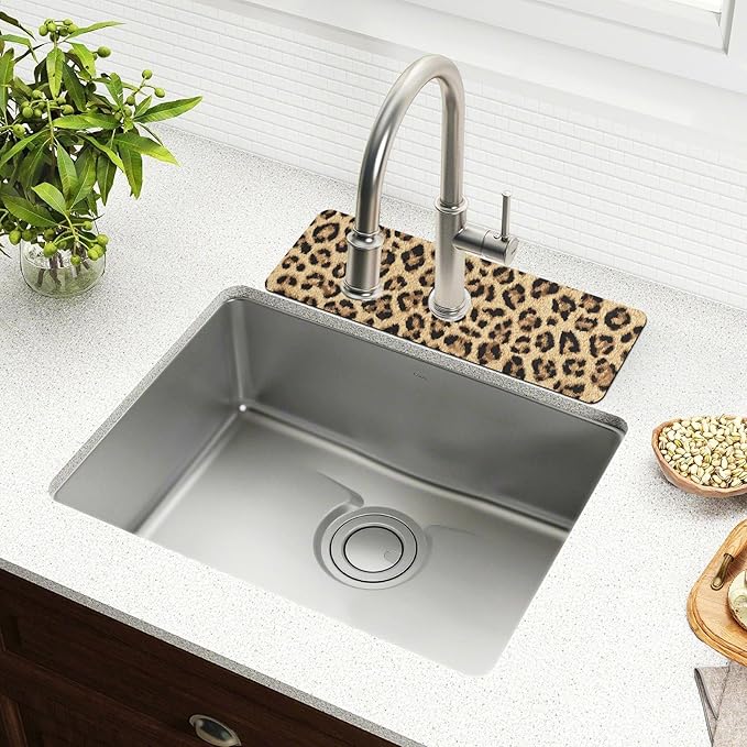 Kitchen Sink Splash Guard 1 PC 14.7 Inch Sink Faucet Mat Splash Guard