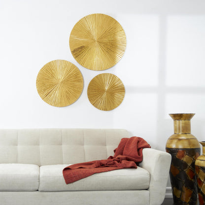 CosmoLiving by Cosmopolitan Wooden Plate Home Wall Decor Carved Radial Wall Sculpture, Set of 3 Wall Art 24", 20", 16"H, Gold