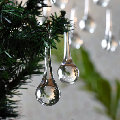 IndianShelf 50 Clear Glass Christmas Ornaments for Tree- Teardrop Ornaments- Chandelier Crystals Replacement Drops- Christmas Decorations- Icicles Raindrop Decorative Hanging Ornaments Centerpieces