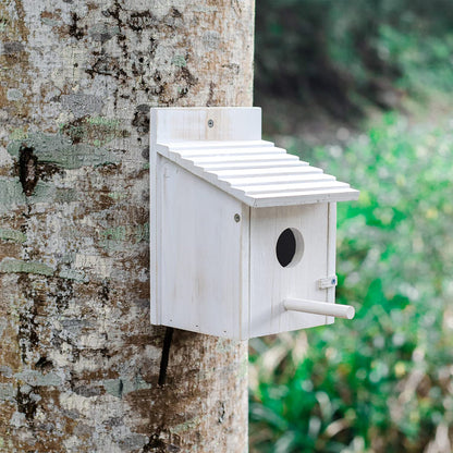 NATUREYLWL Wooden Bird House for Outside with Perch - Weatherproof Hanging Birdhouse for Finches, Bluebirds, Cardinals - Outdoor Garden Birdhouse with Easy Clean Design