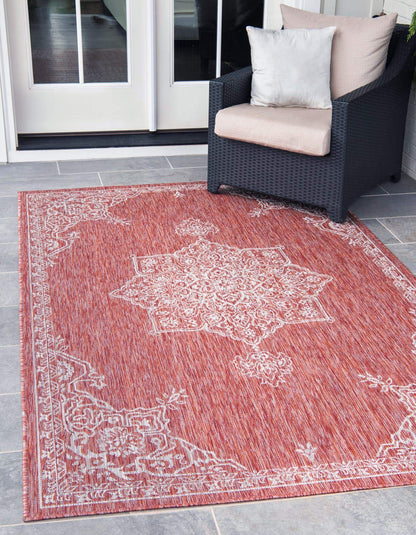 Unique Loom Outdoor Traditional Collection Area Rug - Antique (4' 1" x 6' 1" Rectangle, Rust Red/ Gray)