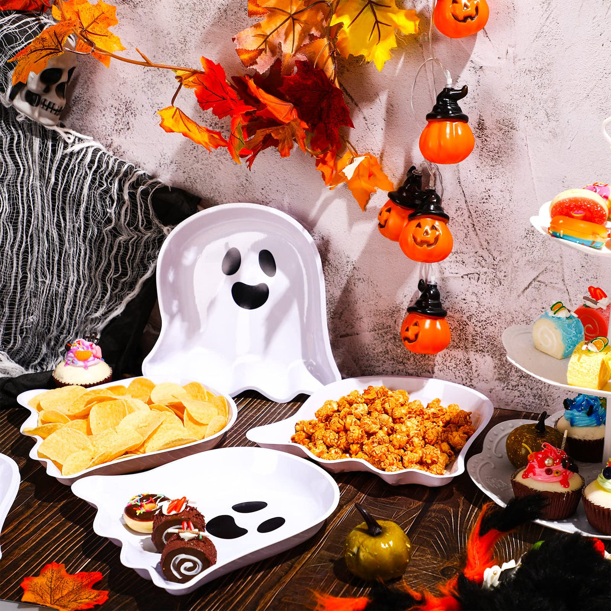 Sawysine 24 Pieces Halloween Party Serving Trays, Plastic Orange Pumpkin Black Cat White Ghost Plates Halloween Party Tableware Supplies for Holiday Decorations(White,Ghost)