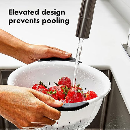 OXO Good Grips 3 QT Plastic Colander