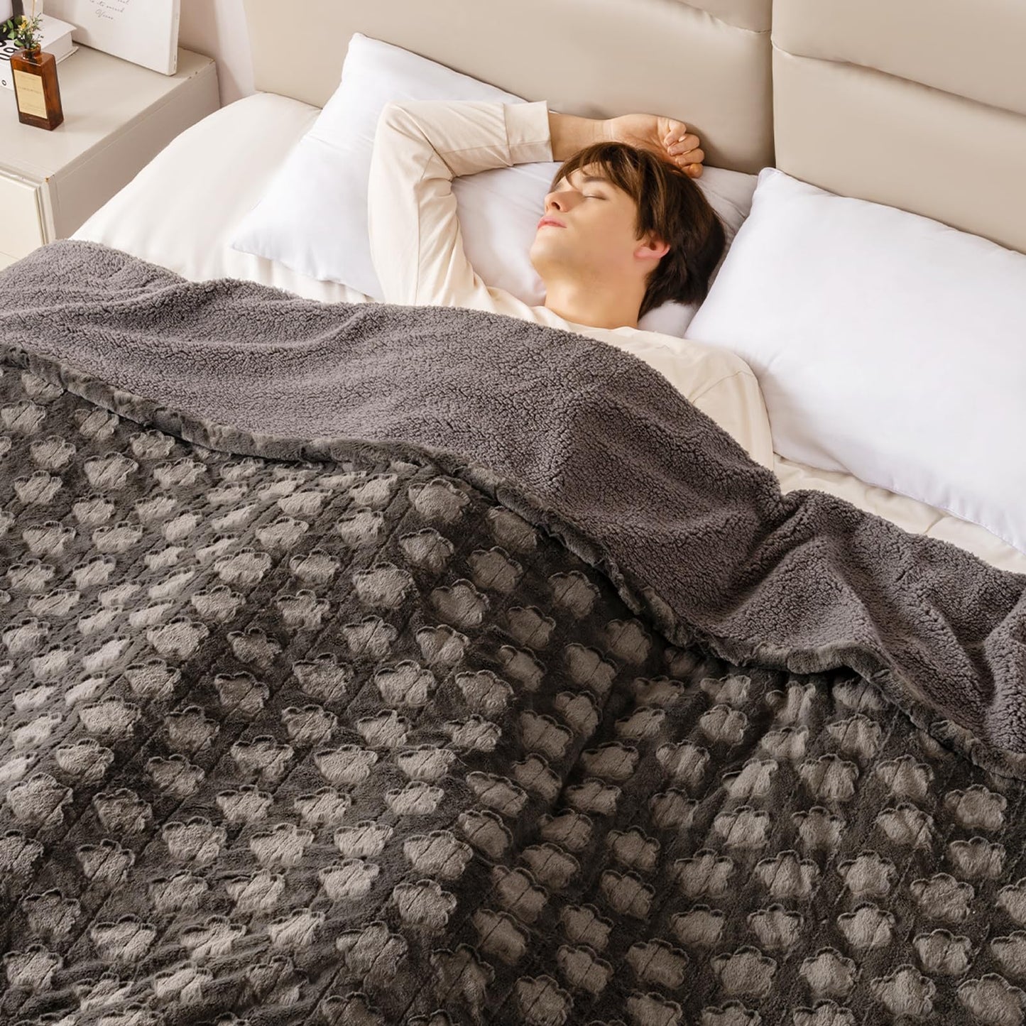 Bearhug Electric Blanket King Size 100" x 90", Dual Controller Heated Blanket, White Flower Patterns Faux Fur & Warm Sherpa, 10-Heat Levels & 1-12H Auto Off,ETL, Machine Washable