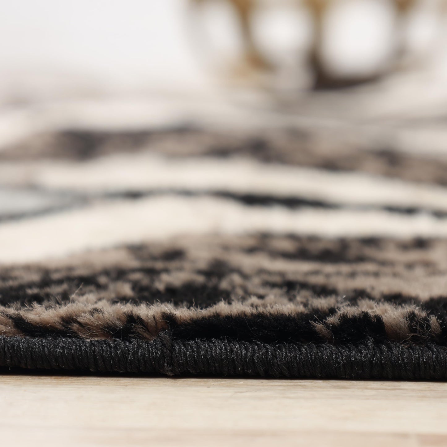 Superior Modern Indoor Area Rug, Non Slip Rug, 4'x6', A Chocolate
