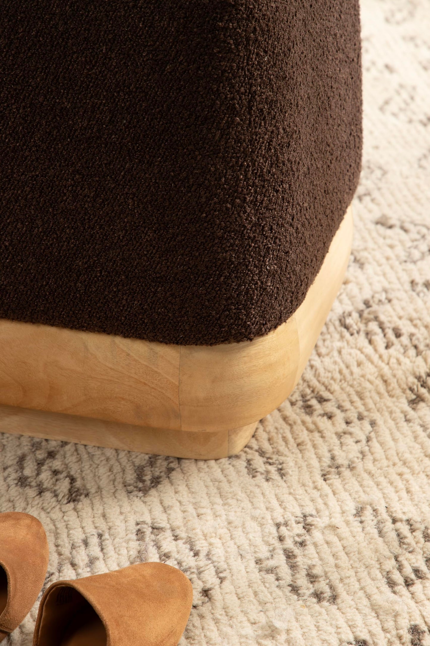Kate and Laurel Sabri Square Upholstered Ottoman with Mango Wood Base, 16 x 16 x 18, Soft Brown and Natural, Modern Boucle Living Room Ottoman Foot Rest for Apartment or Dorm Room Decor