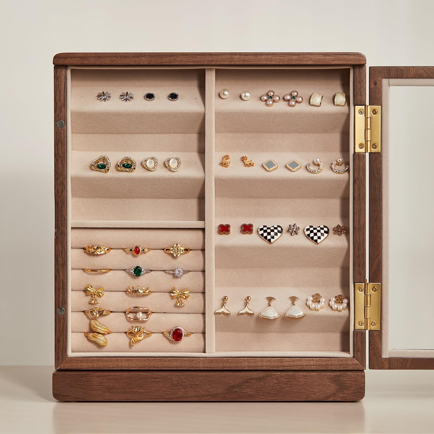 CHOSIN Black Walnut Wooden Jewelry Box, 360° Rotating Organizer with Glass Lid, 5 Drawers for Earrings, Rings, Necklaces – Vertical Jewelry Storage for Women, Ideal Gift for Her, Fathers Day Gift