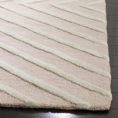 SAFAVIEH Area Rug 8x10 - Kids Collection - Large - Pink & Ivory, Handmade Wool, Geometric Pattern, Ideal for Bedroom, Playroom, Nursery, Boys & Girls Room (SFK920P)