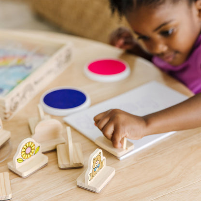 Melissa & Doug My First Wooden Stamp Set Favorites (8 Stamps with Handles, 2 Washable Ink Pads) Wooden Kids Stamps with Handles Set, for Kids Ages 3+