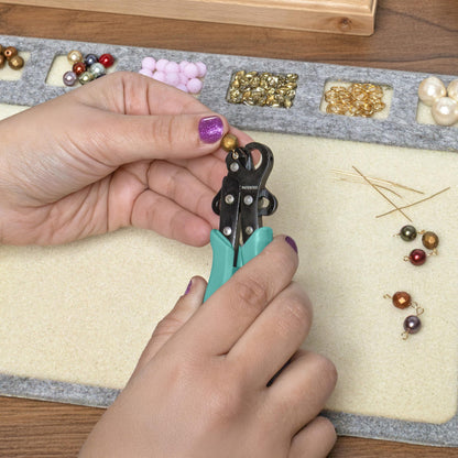 The Beadsmith Vintaj One Step Looper – Create and Trim Consistent 1.5 mm Loops for Jewelry Making, Use With 24-18g Craft Wire
