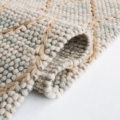 SAFAVIEH Natura Collection Area Rug - 5' x 8', Teal & Natural, Handmade Farmhouse Boho Trellis Wool, Ideal for High Traffic Areas in Living Room, Bedroom (NAT223J)