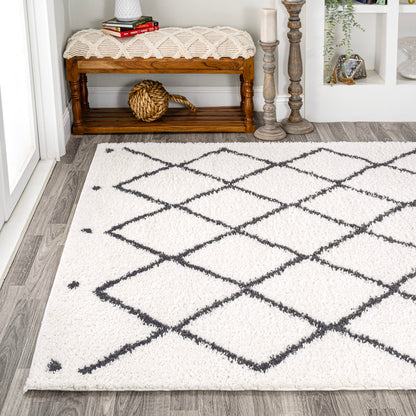 JONATHAN Y Cami Diamond Shag White/Gray Indoor Area Rug, 3x5, Moroccan, Bohemian, Contemporary, Easy-Cleaning for Living Room, Bedroom, Kitchen, Pet Friendly, Non-Shedding (MOH410A-3)