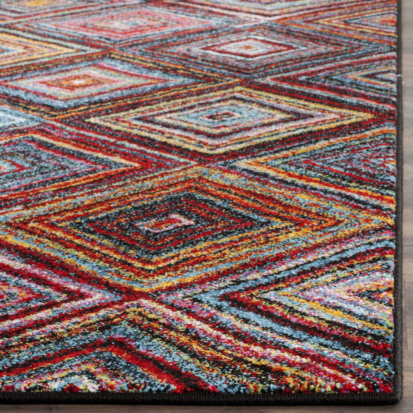 SAFAVIEH Area Rug 8x10 - Aruba Collection - Large - Multi, Boho Diamond Lattice Pattern, Non-Shedding & Easy Cleaning, Ideal for Living Room, Bedroom, Office, Dining Space (ARB501M)