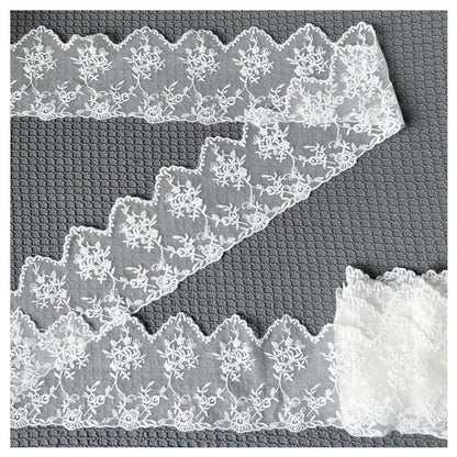 SuiGlory White Lace Trim Ribbon, Wide Embroidery Floral Sewing Lace Trim for Craft Sewing, Wedding/Bridal Decoration, Home Decoration, Packaging, 5 Yards