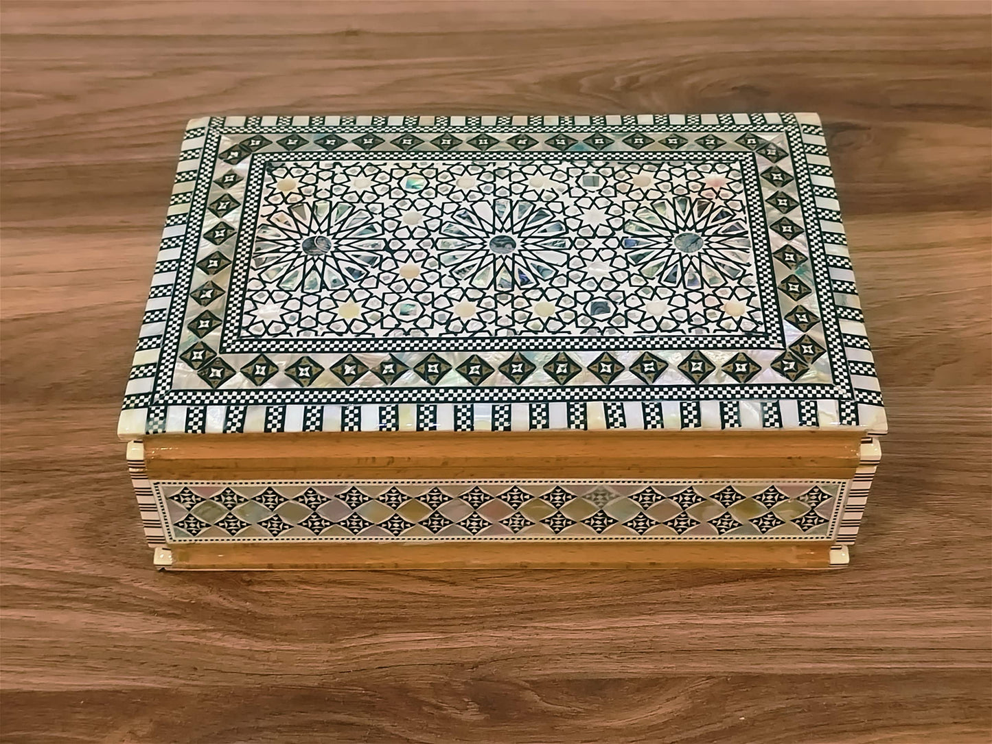 FAMA.store Handmade Egyptian Jewelry Box – Mother of Pearl Inlay – Decorative Wooden Trinket Box for Women Oriental Keepsake Storage Organizer (8.8" x 5.8" x 2.8"inch M05)