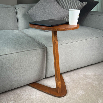 GENESIS WOODESIGN C-Shaped Handmade Solid Wood End Table, Side Table for Couches, Sofa Tables Slide Under Couch for Living Room, Over Couch TV Tray Table for Small Spaces (Medium, Chestnut)