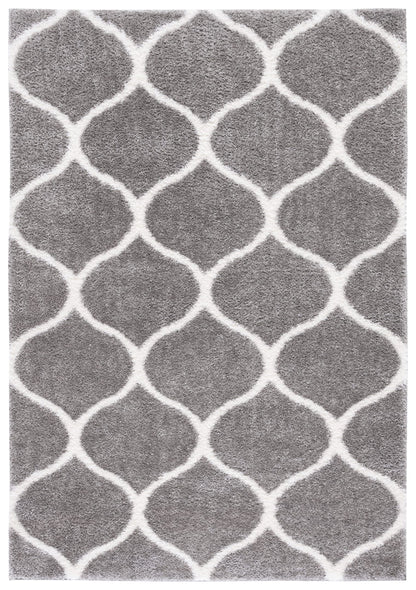 SAFAVIEH Tahoe Shag Collection Area Rug - 5' x 7', Grey & White, Trellis Design, Non-Shedding & Easy Care, 1.2-inch Thick Ideal for High Traffic Areas in Living Room, Bedroom (THO677H)
