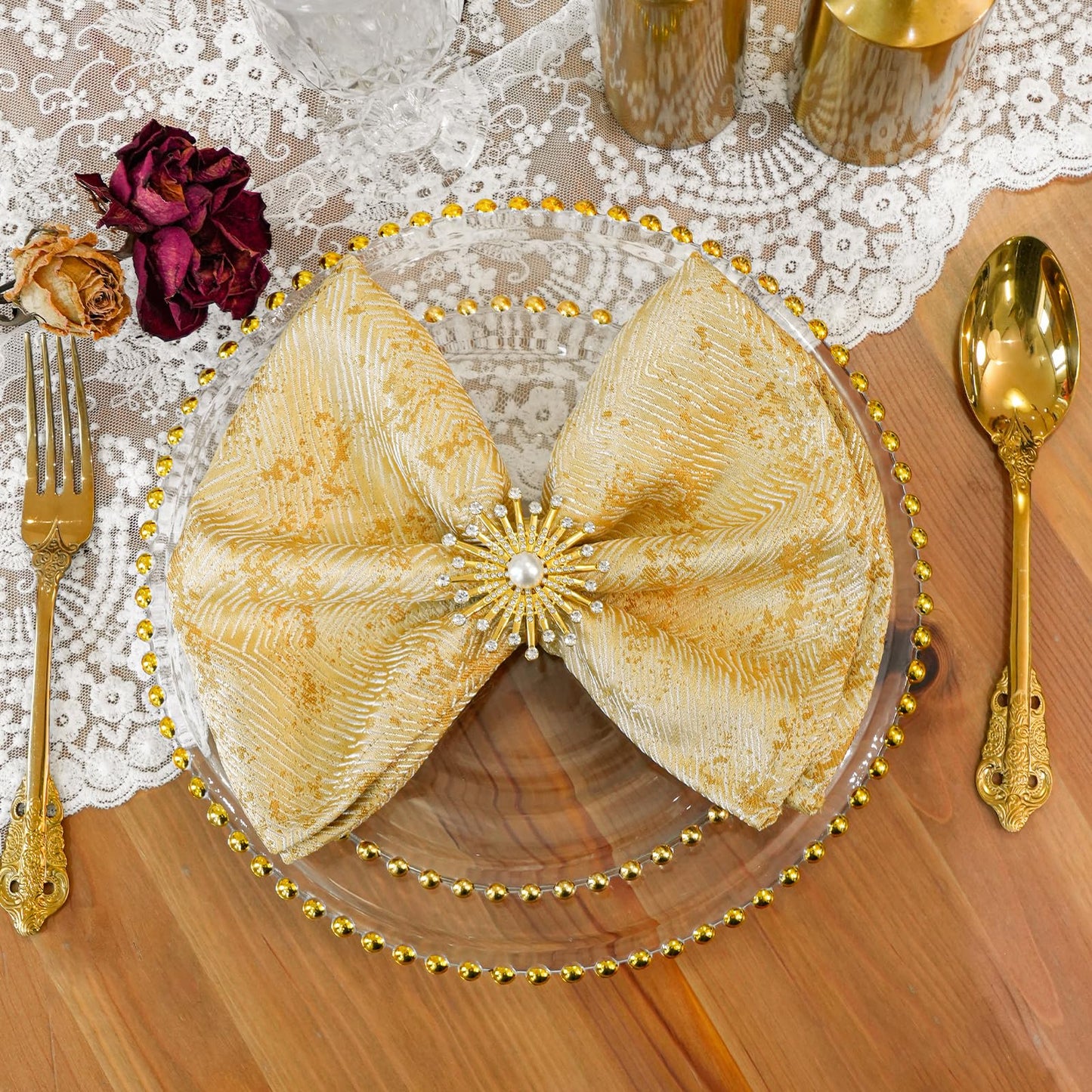 ZIWUROAD Dinner Cloth Napkins Set of 6, Cotton Polyester Blend Premium Quality, Washable, Soft, Reusable Jacquard Gold Napkins for Wedding, Parties, Thanksgiving, Everyday Use - Gold